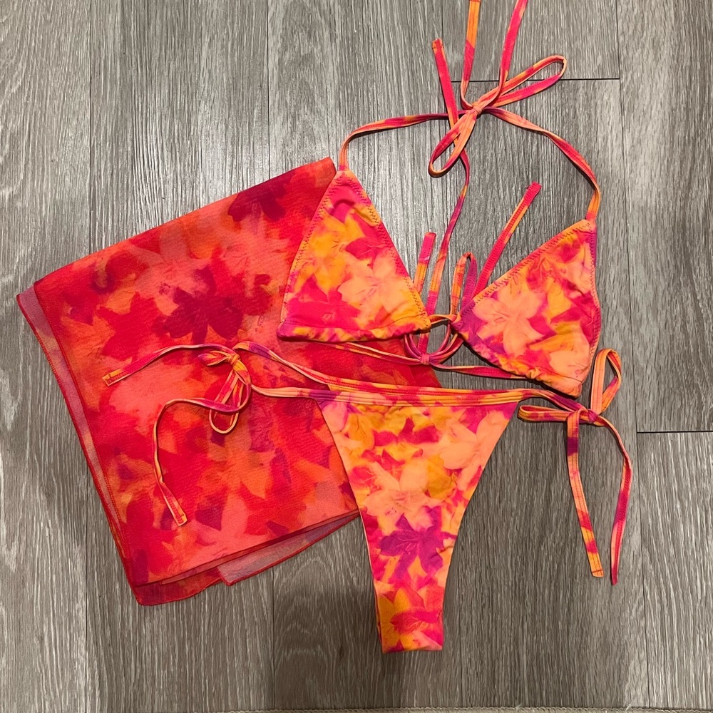 437 Tropical Floral String Bikini & Sarong